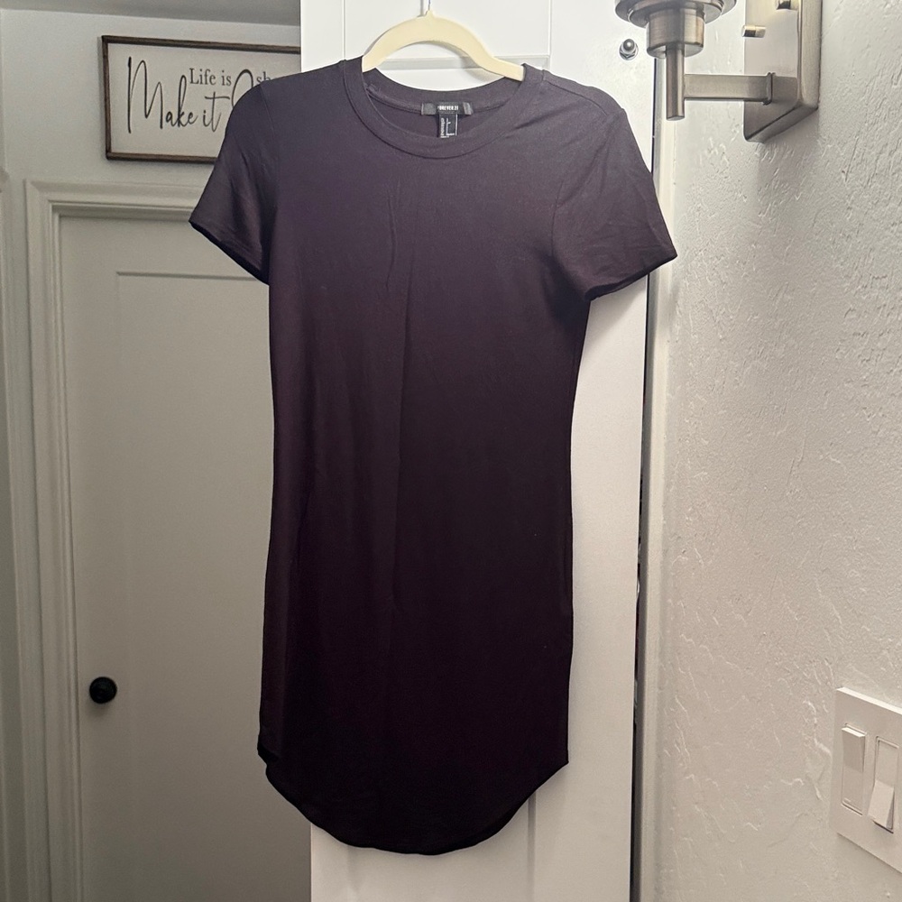 Forever 21 Black Short Sleeve Tee